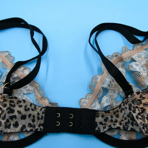 Victorias Secret Balconette Bra 32D Black Low Cut Demi Lingerie Unlined Sexy New - Picture 9 of 10